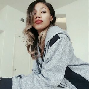 Meet your Posher, Ashlee